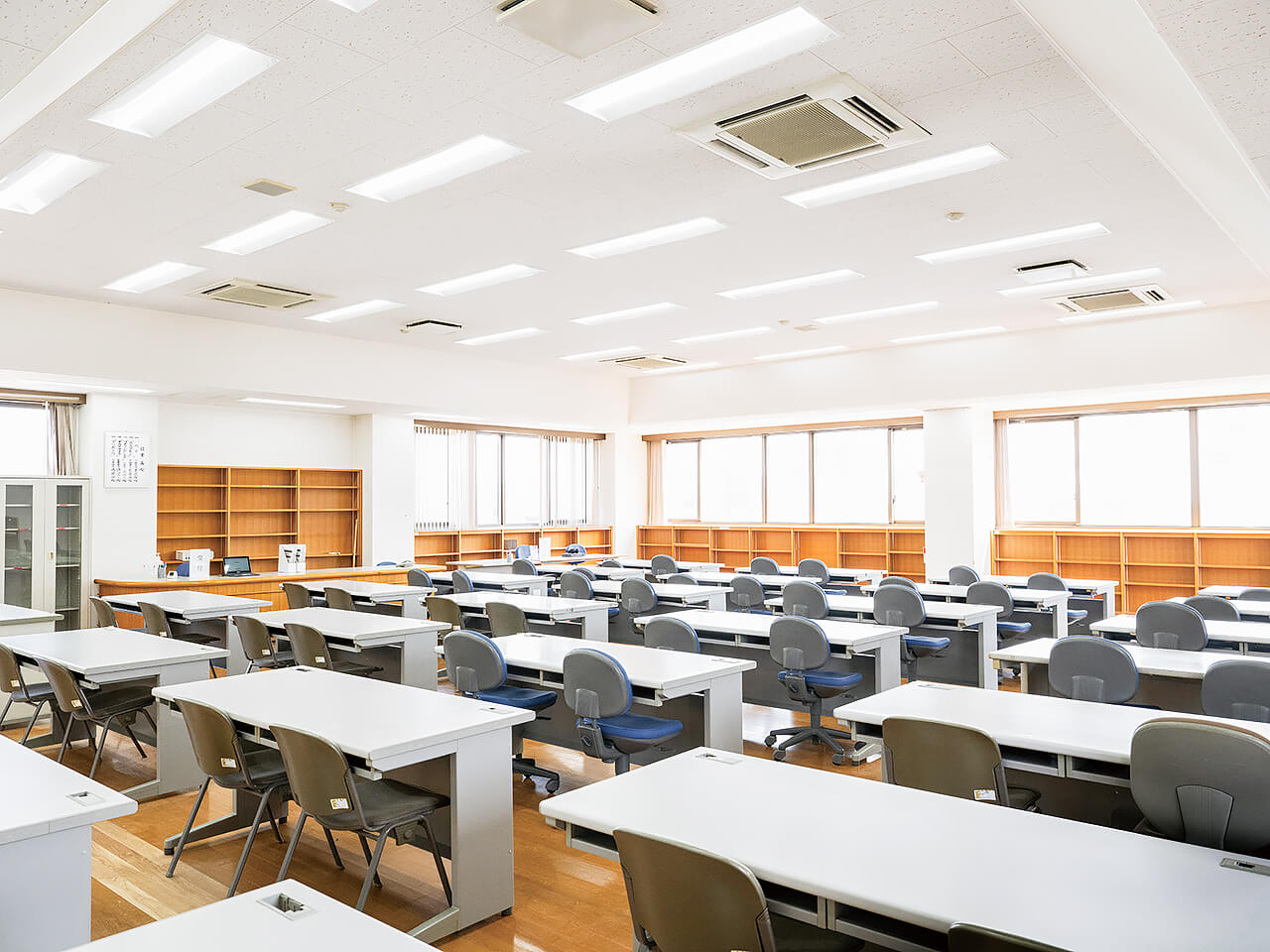 植草学園大学附属高等学校　自習室の写真